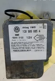 23010114C блок управління airbag (srs) Volkswagen Golf IV 2000