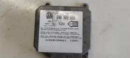 37960507 блок управления AirBag (SRS) Volkswagen Golf III 1995