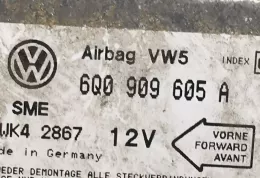 00319D32D57D блок управління airbag (srs) Volkswagen New Beetle 2002