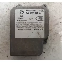 25010108E блок управління airbag (srs) Volkswagen Golf IV 2001