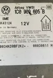 06030611H блок управління airbag (srs) Volkswagen PASSAT B5.5 2001