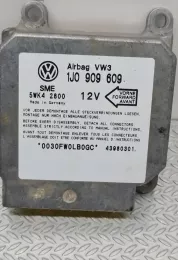 43980301 блок управління airbag (srs) Volkswagen Golf IV 2002