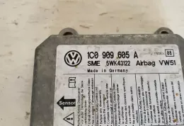 43030814D блок управления AirBag (SRS) Volkswagen PASSAT B7 2012