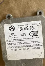 19001002 блок управління airbag (srs) Volkswagen Golf IV 2002