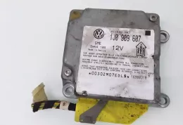 16980318 блок управління airbag (srs) Volkswagen PASSAT B5 1998