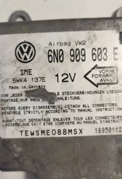 16950112 блок управления AirBag (SRS) Volkswagen Golf IV 2000