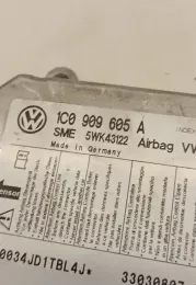 33030807 блок управління airbag (srs) Volkswagen Transporter - Caravelle T5 2007