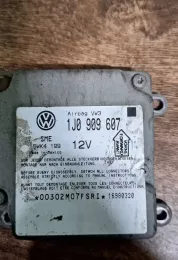 16980320 блок управління airbag (srs) Volkswagen PASSAT B5 1998