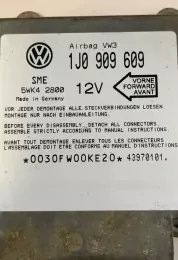 43970101 блок управления AirBag (SRS) Volkswagen Golf IV 2002