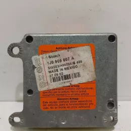 28010716 блок управління airbag (srs) Volkswagen PASSAT B5 2000