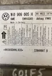 32040607B блок управління airbag (srs) Volkswagen Golf V 2007