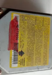 MR173998 блок управления AirBag (SRS) Mitsubishi Lancer 1995