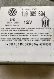 42970209 блок управління airbag (srs) Volkswagen PASSAT B5 1999