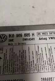 28040611C блок управления AirBag (SRS) Volkswagen Golf V 2005