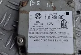 5WK4199 блок управління airbag (srs) Volkswagen PASSAT B5 1999