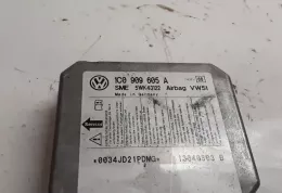 13040803B блок управления AirBag (SRS) Volkswagen Transporter - Caravelle T5 2004