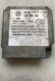 17010613 блок управления AirBag (SRS) Volkswagen Golf IV 2002