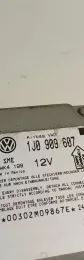 0302M09867 блок управління airbag (srs) Audi A4 S4 B5 8D 1999