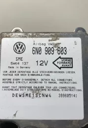 39960514 блок управління airbag (srs) Volkswagen Golf III 1997