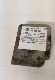 11010601D блок управління airbag (srs) Volkswagen Golf IV 1998