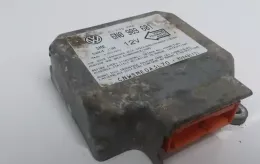 39940112 блок управління airbag (srs) Volkswagen PASSAT B4 1995