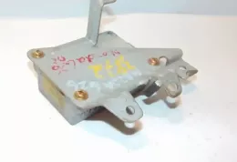 GC6W57K3ZF блок управления AirBag (SRS) Mazda 626 1995
