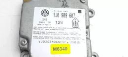 M6340 блок управления AirBag (SRS) Volkswagen PASSAT B5 1999