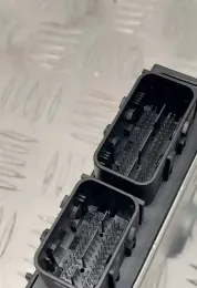20220601 блок управління airbag (srs) Tesla Model 3 2022
