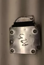 65773414990 блок управління airbag (srs) BMW X3 E83 2005