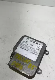 41010412 блок управління airbag (srs) Volkswagen PASSAT B5.5 2001