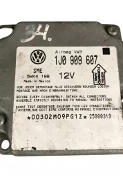 25980319 блок управления AirBag (SRS) Volkswagen Sharan 2003