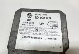 33980308 блок управління airbag (srs) Volkswagen Golf III 1994
