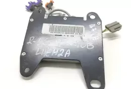 7700840111B блок управления AirBag (SRS) Renault Laguna I 1995