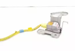 2730000180 блок управління airbag (srs) Toyota Corolla E110 2000