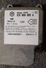 20010111F блок управления AirBag (SRS) Volkswagen Bora 2001