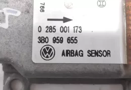 003AV001HZV блок управління airbag (srs) Volkswagen PASSAT B5 1998