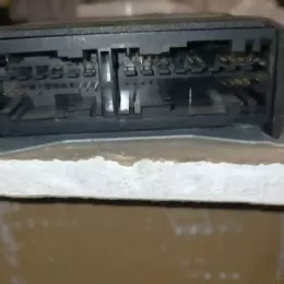 9812713280 блок управління airbag (srs) Peugeot 208 2012