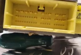 220591102 блок управления AirBag (SRS) Toyota Verso 2010