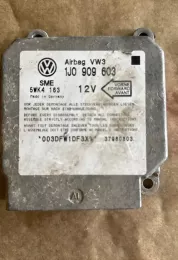 37080803 блок управления AirBag (SRS) Volkswagen Golf IV 2002