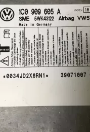 39071007 блок управління airbag (srs) Volkswagen Transporter - Caravelle T5 2007