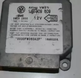16980208 блок управління airbag (srs) Volkswagen Golf IV 2002