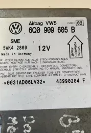 43990204F блок управління airbag (srs) Volkswagen PASSAT B7 2012