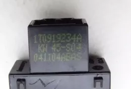 1T0919234A блок управления AirBag (SRS) Volkswagen Touran I 2004