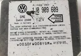 41970105 блок управління airbag (srs) Volkswagen Golf IV 2000
