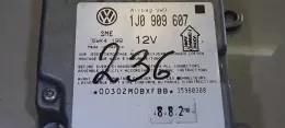 35989308 блок управління airbag (srs) Volkswagen PASSAT B5 1999