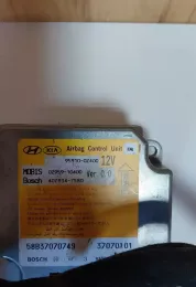 58B37070749 блок управления AirBag (SRS) KIA Sportage 2007