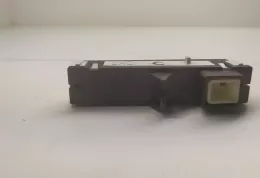 8315047030 блок управления AirBag (SRS) Toyota Prius (XW30) 2012