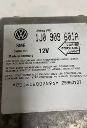 25960107 блок управління airbag (srs) Audi A3 S3 8L 1999