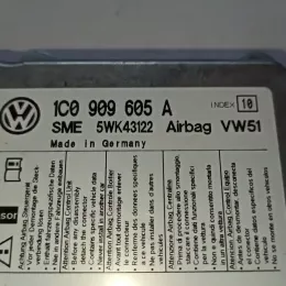 10071016A блок управління airbag (srs) Volkswagen Transporter - Caravelle T5 2006