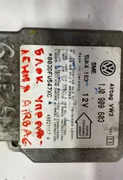 48021117A блок управління airbag (srs) Volkswagen Golf IV 2002